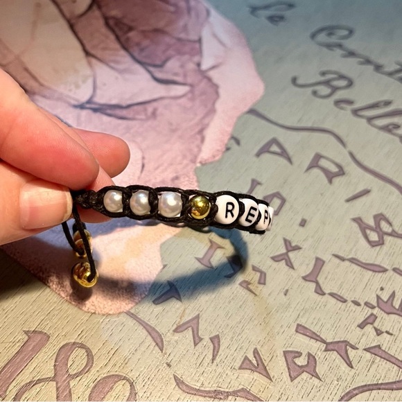 Handmade Taylor Swift Eras REPUTATION Beaded Bracelet - Adjustable - Picture 3 of 5